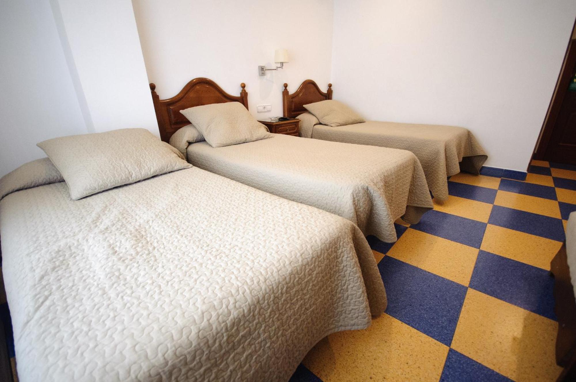 Hostal Restaurante La Trucha ベナベンテ 部屋 写真