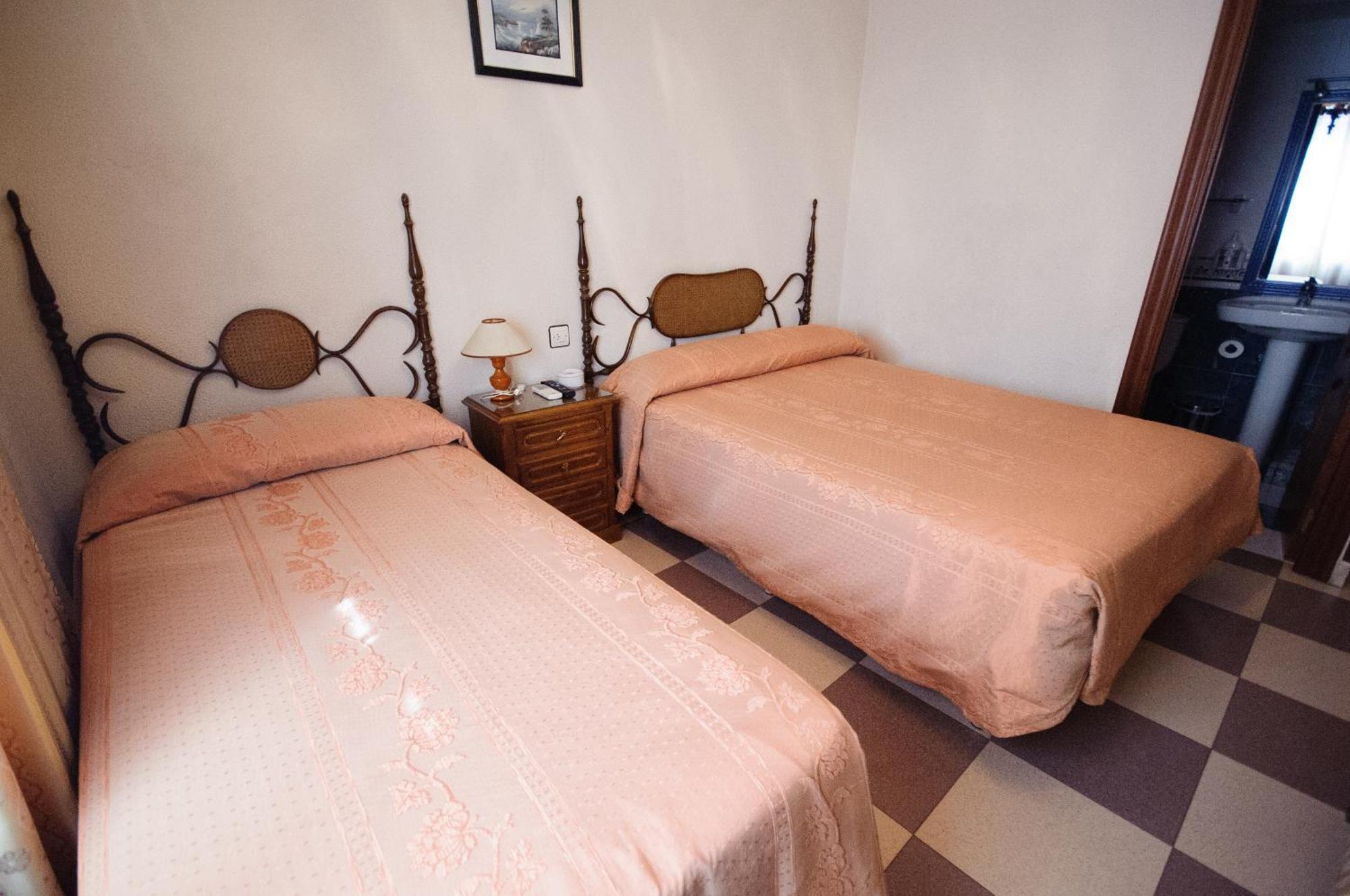 Hostal Restaurante La Trucha ベナベンテ 部屋 写真